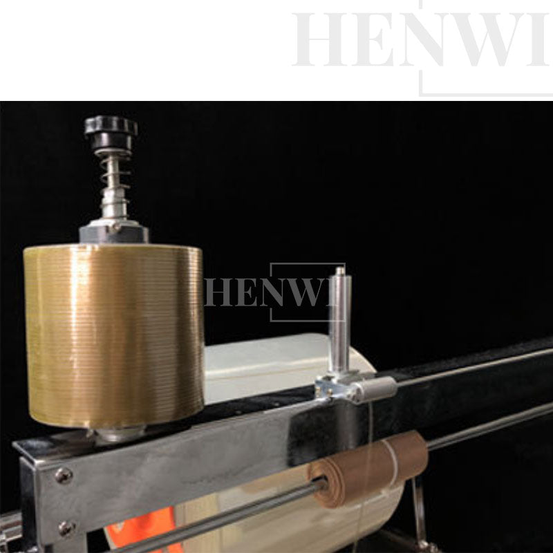 Semi-Automatic 3D Overwrapping and Heat Sealing Machine