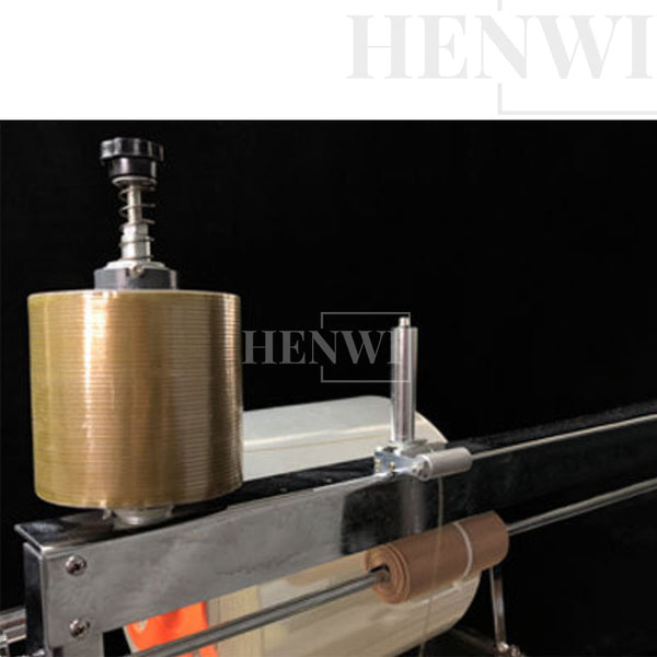 Semi-Automatic 3D Overwrapping and Heat Sealing Machine