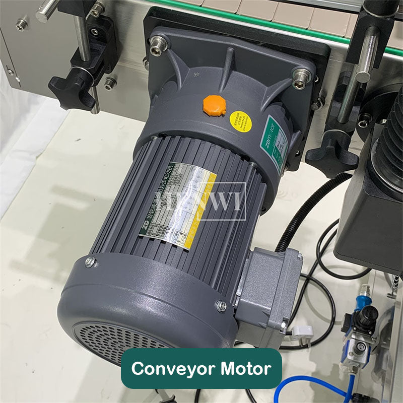 Automatic round and square bottle labeling machine with cover