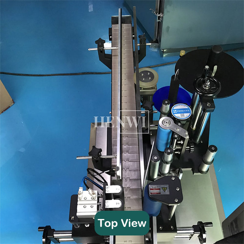 Automatic round bottle labeling machine