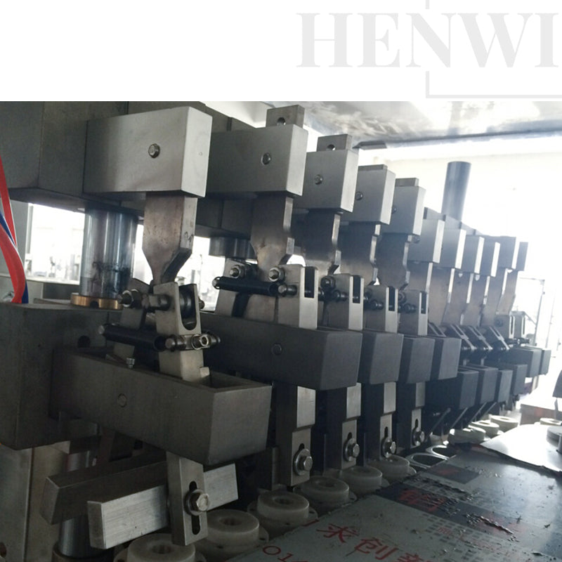 Automatic high speed tube filling and sealing machine