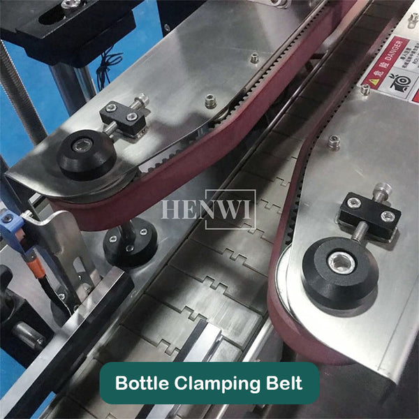 Coveyor belt for capping machine